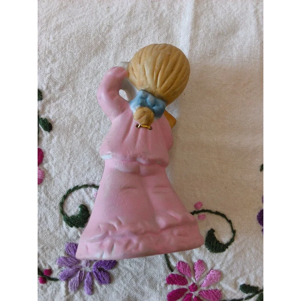 Vintage 1978 Jasco Adorabelles Bisque Porcelain Yawning Gir Teddy Bear Bell